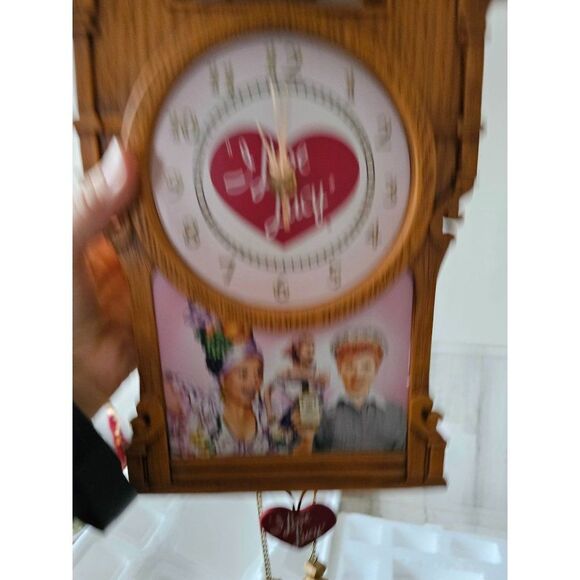 Bradford exchange I Love Lucy cuckoo clock Lucille Ball - Picture 9 of 14
